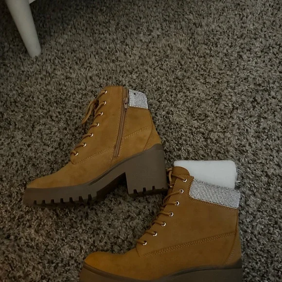 Booties - Picture 3 of 3